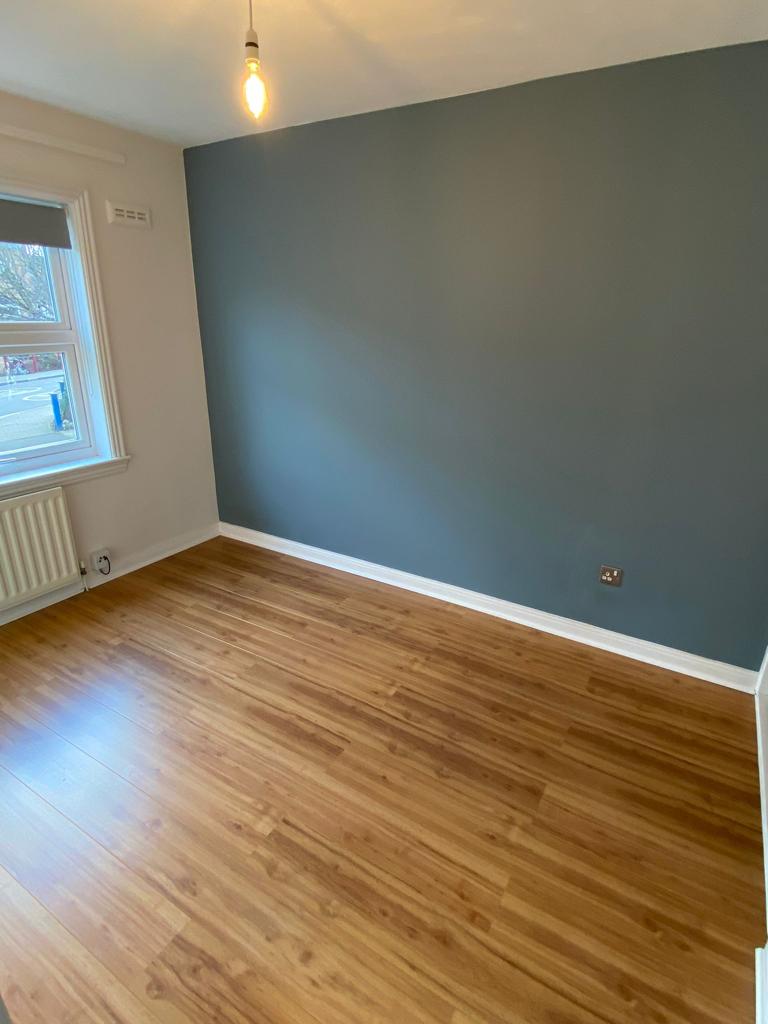 Painter - Tudor Buildis — Photos 1